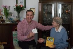 Geburtstagsbesuch bei Frau W. (Pastor E.Gruber)